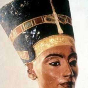 Meet your Posher, Dee